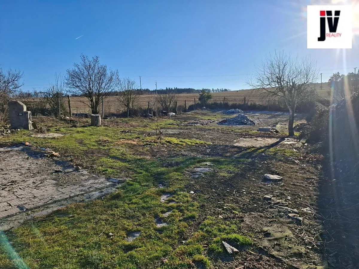 Prodej stavebního pozemku 1012 m²